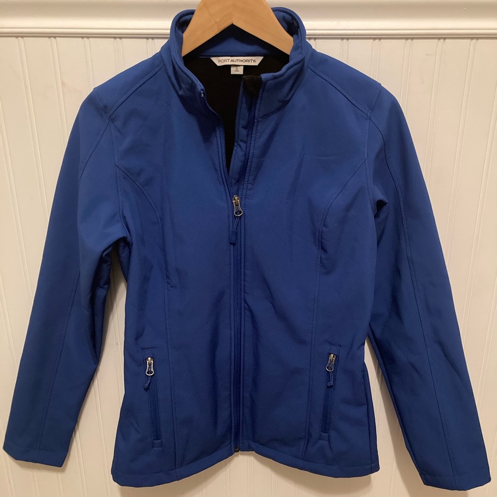 NEW Women’s Small Port Authority Jacket